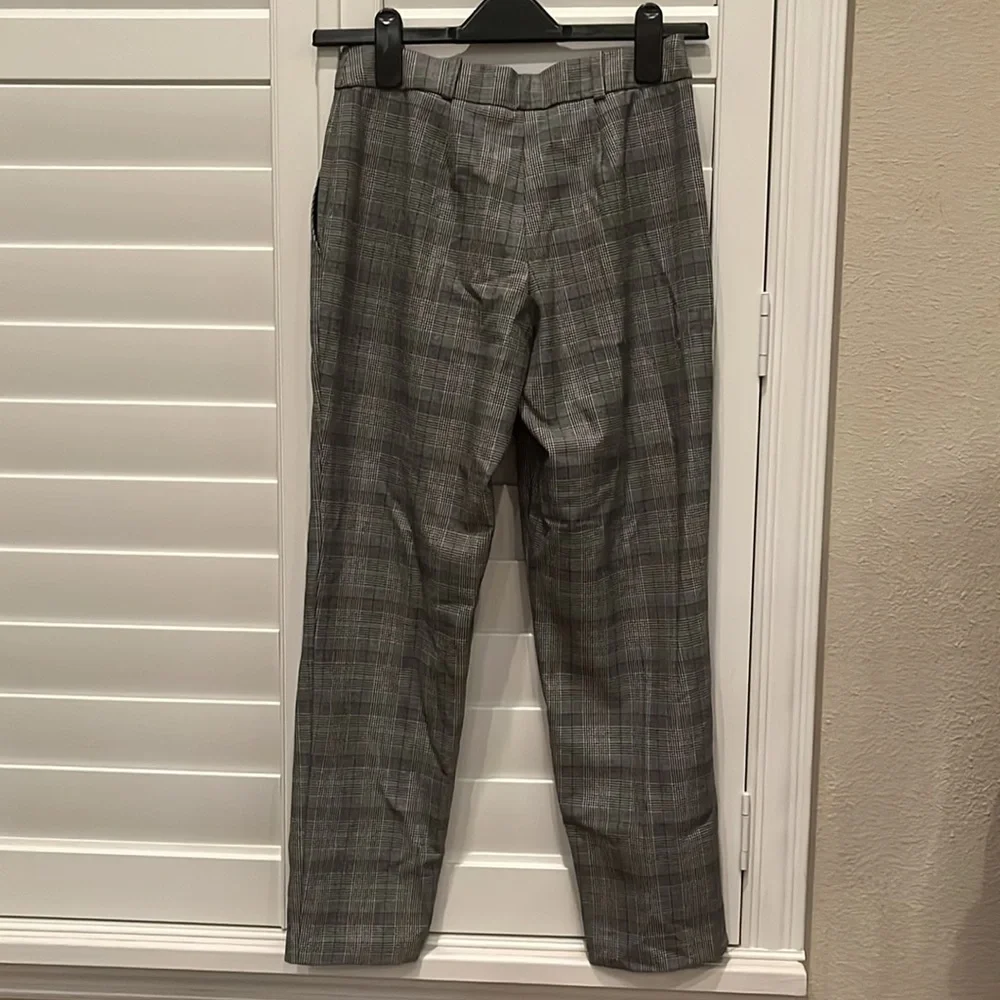 Show as the pictured - Picture 6 of 6